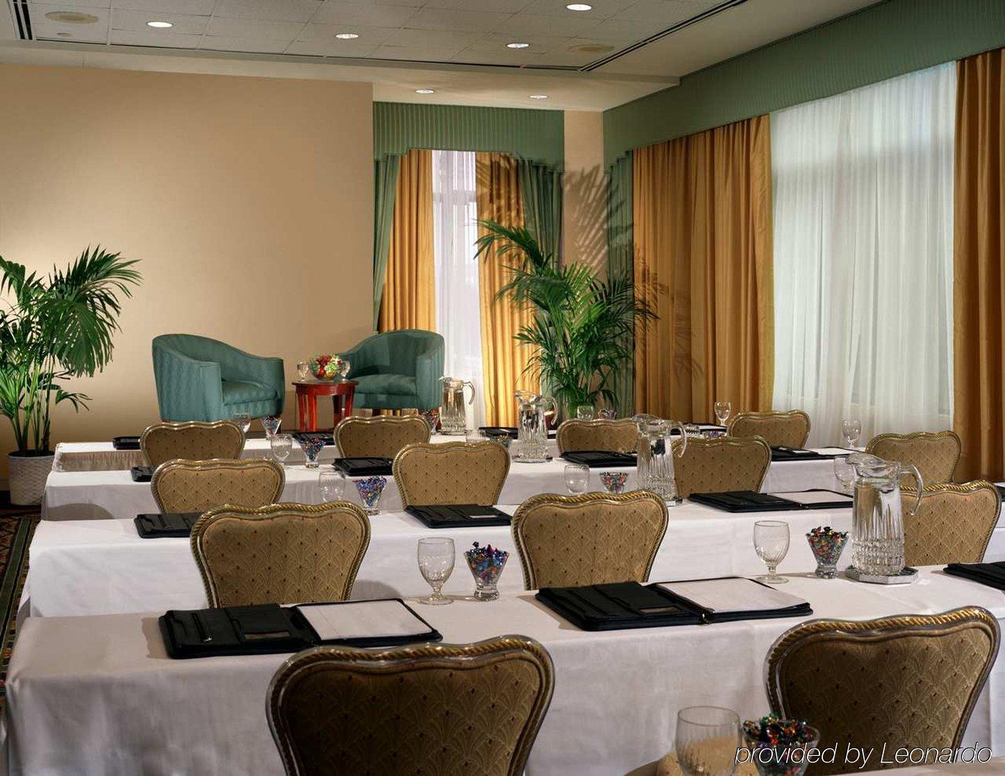Hilton East Brunswick